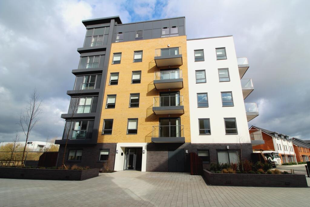 Main image of property: Harlequin House, Padworth Avenue, Reading, RG2