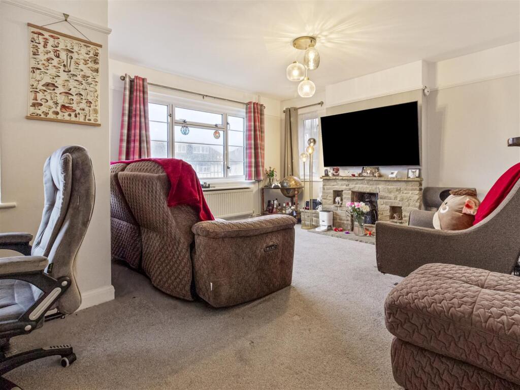 Apartment in Worthing, West Worthing - View 2