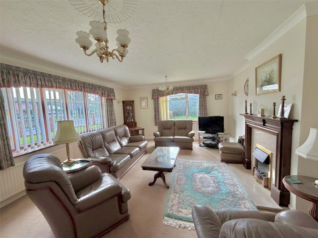 House in Southampton - View 5