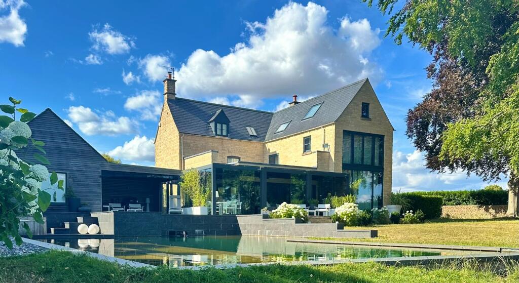 Main image of property: Highview House, Tetbury, Tetbury, Gloucestershire