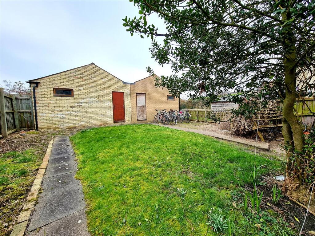 House in Cambridge - View 4