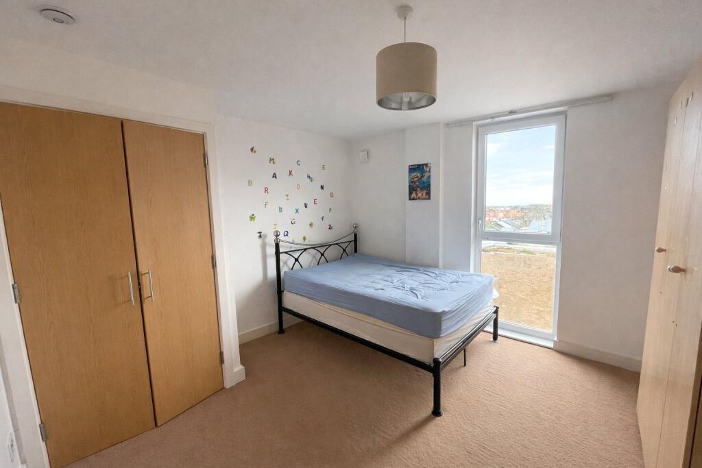 Apartment in Twickenham - View 3