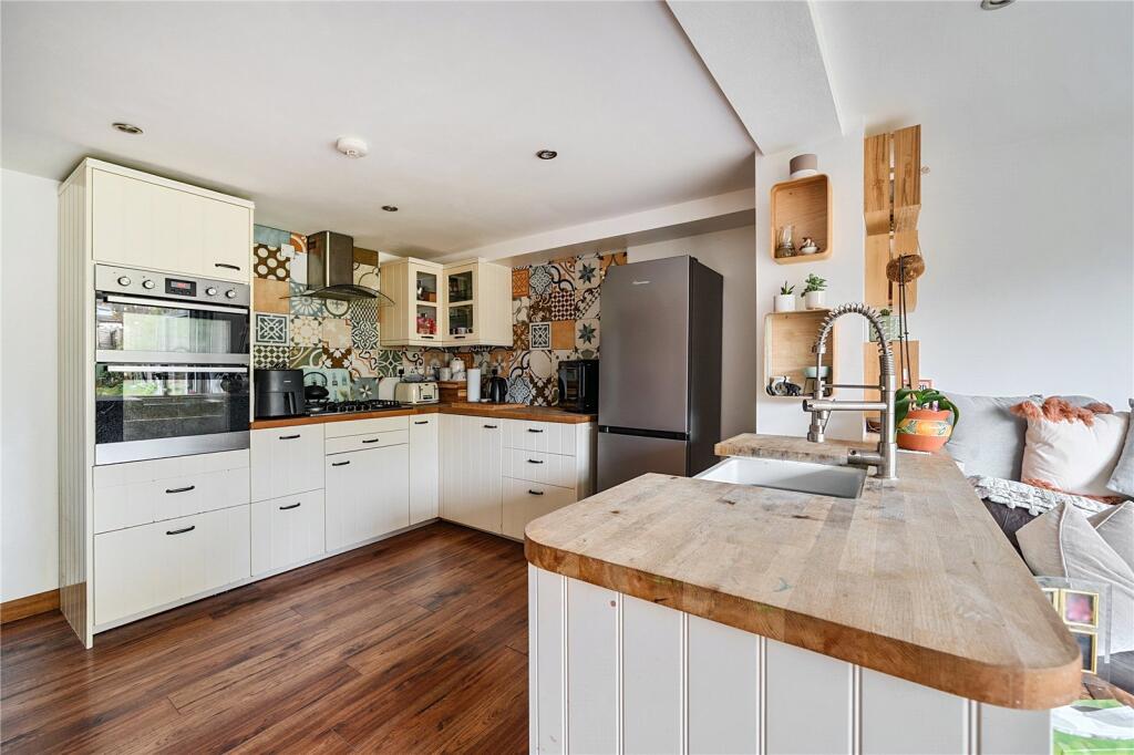 Main image of property: London Road, Holybourne, Alton, Hampshire, GU34