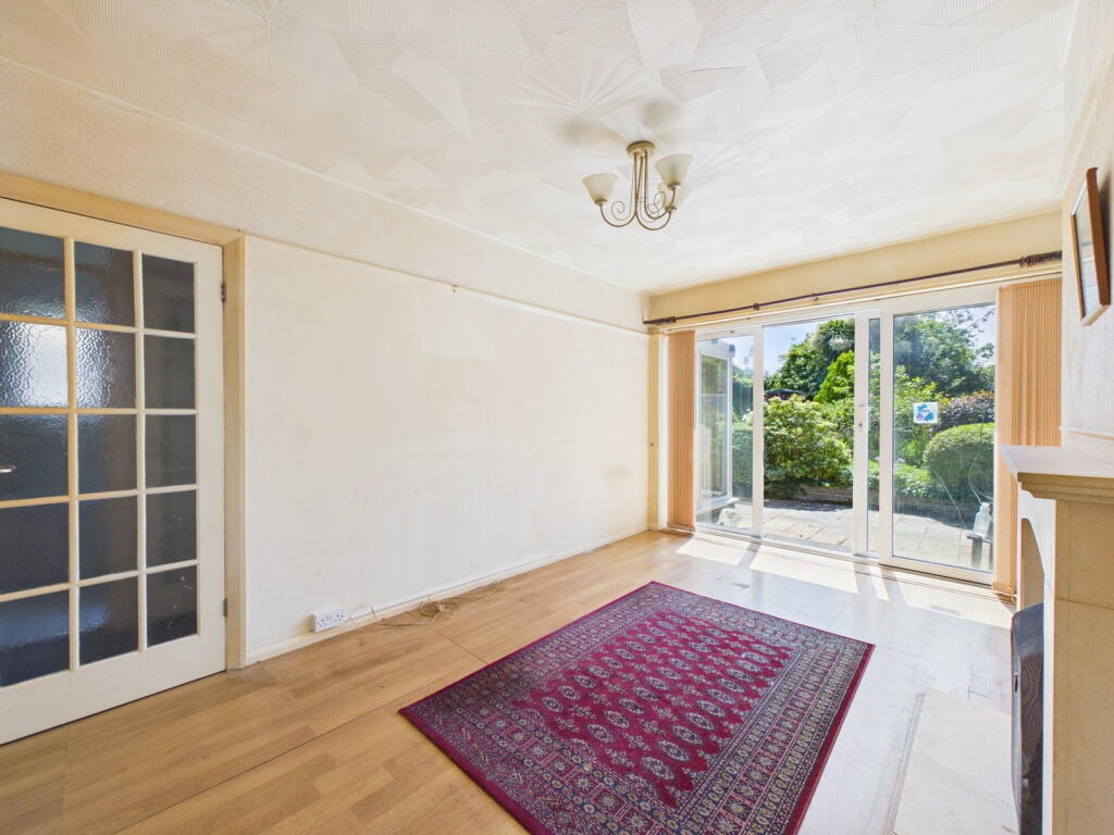 House in Worthing, West Sussex - View 3
