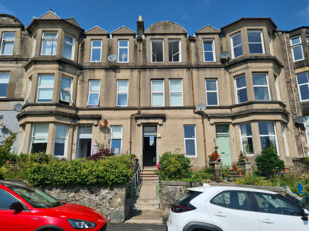 Main image of property: Flat 2/2, 7 Wyndham Road, Rothesay, Isle of Bute, PA20 0NR
