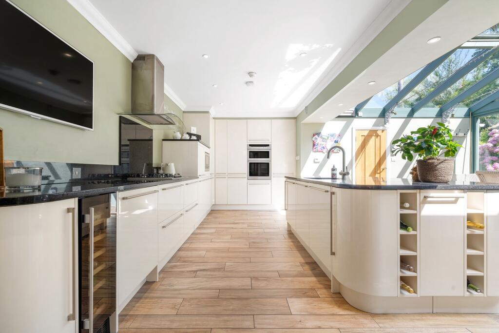 House in Tonbridge - View 5