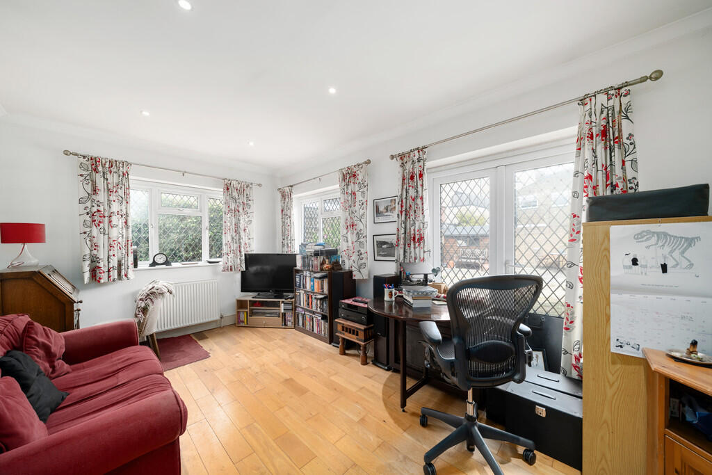 House in London, Hanwell - View 4
