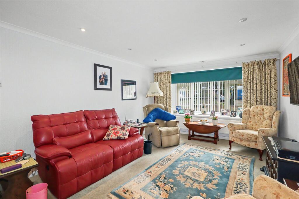 House in Woking, St John's, Horsell - View 5