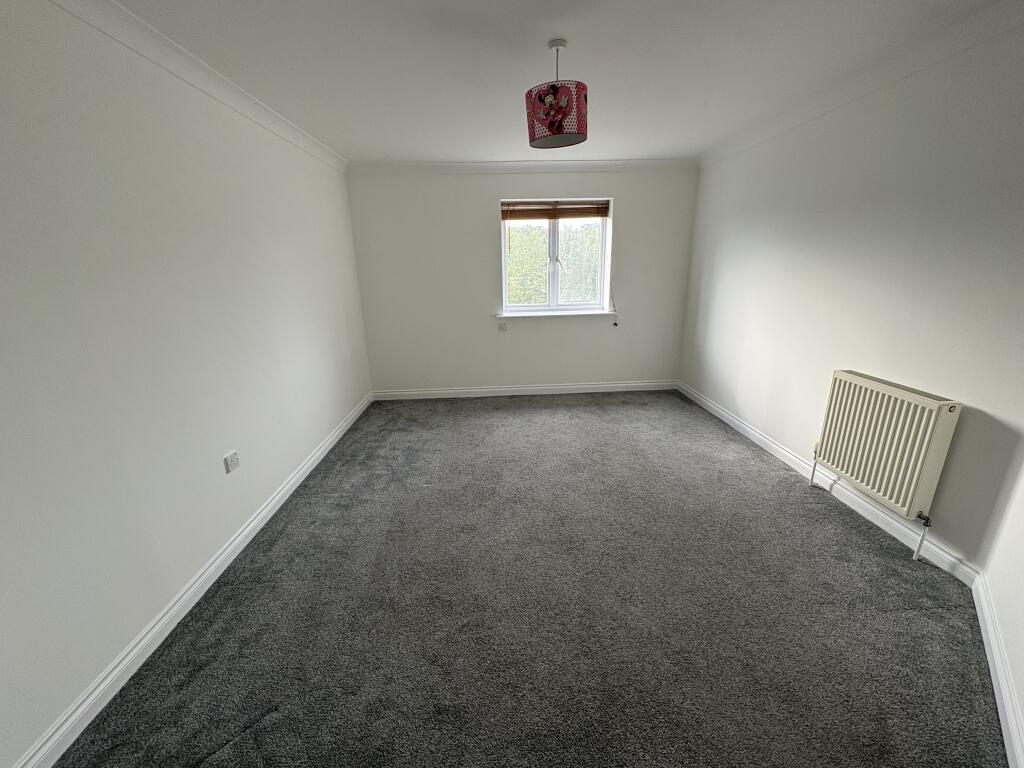 Apartment in Southampton - More