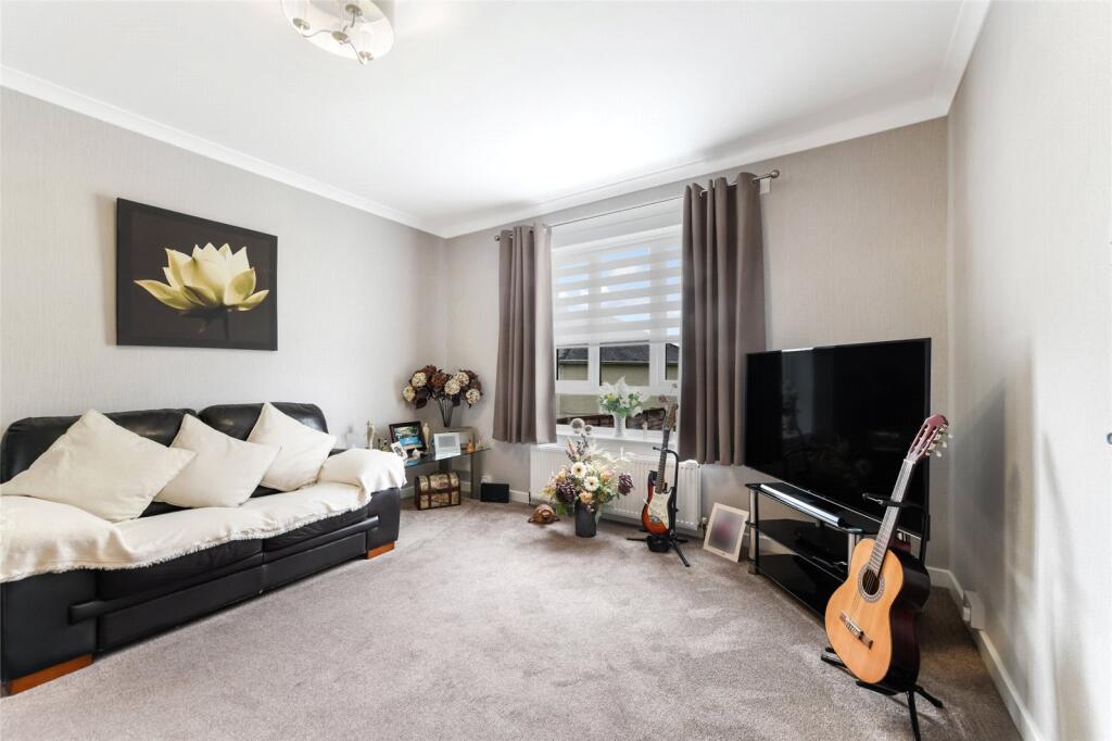 Innes Park Road, Skelmorlie, North Ayrshire, PA17 photo 2