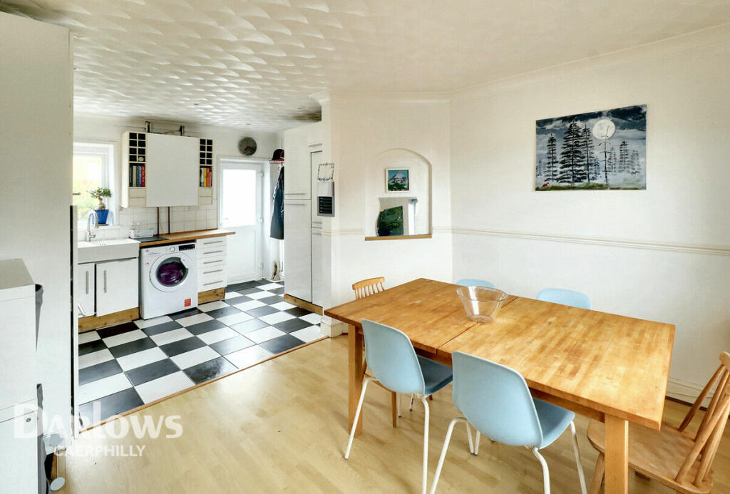 The Crescent, Caerphilly photo 3