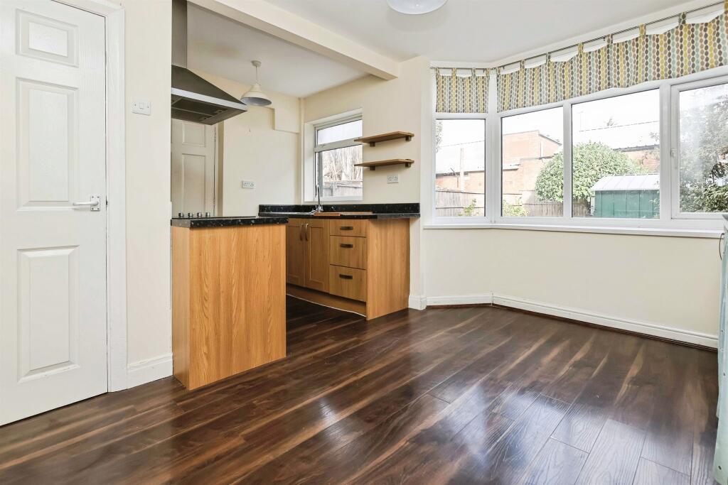 House in Solihull, Ulverley Green - View 5
