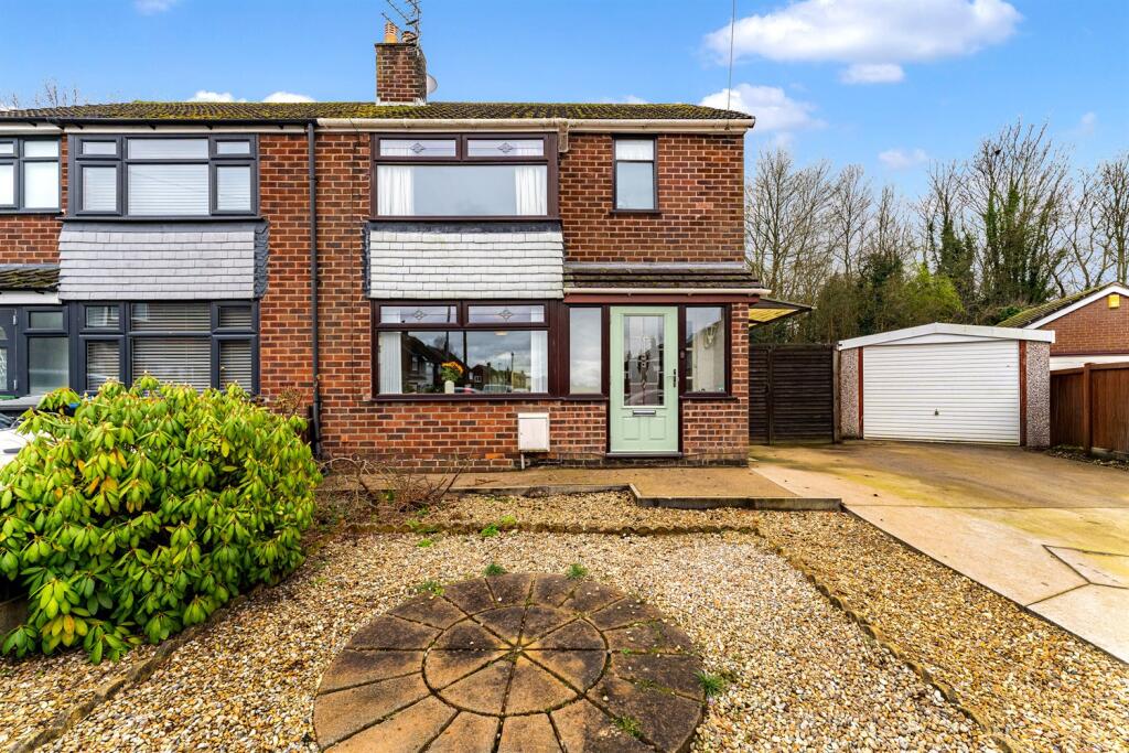 Main image of property: Dunmow Road, Thelwall, Warrington