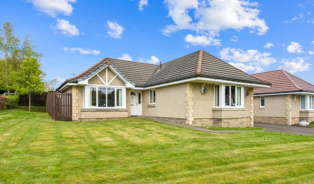 House in Falkirk