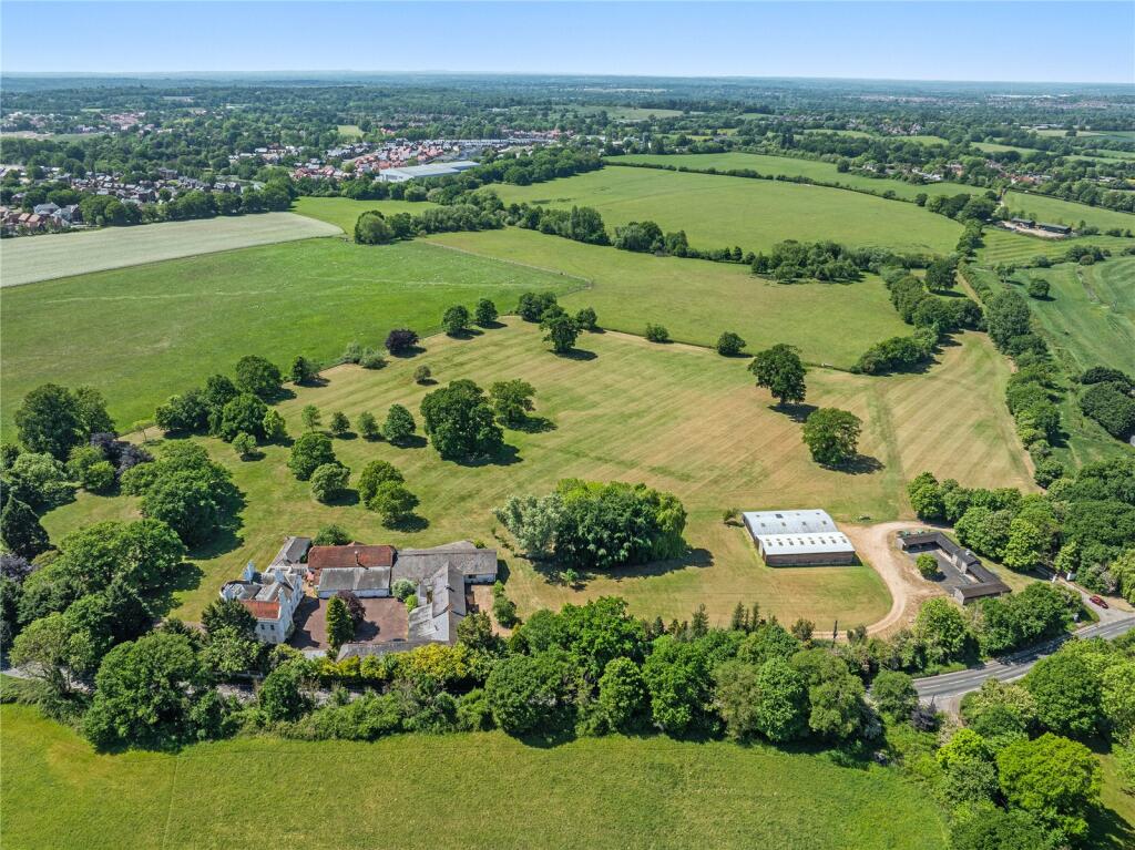 Barkham Street, Barkham, Wokingham, Berkshire, RG40 - View 3