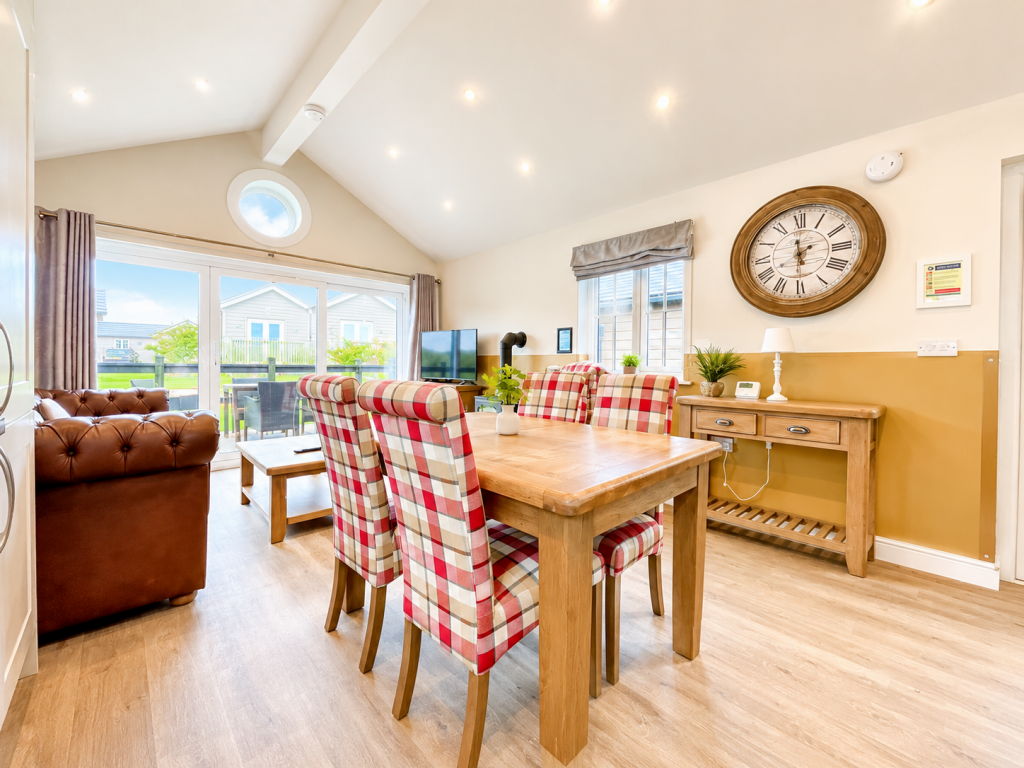 House in York - View 3