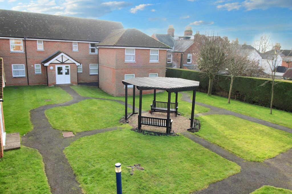 Main image of property: 24 Brunswick Place, Amersham Road, High Wycombe, HP13 5AQ