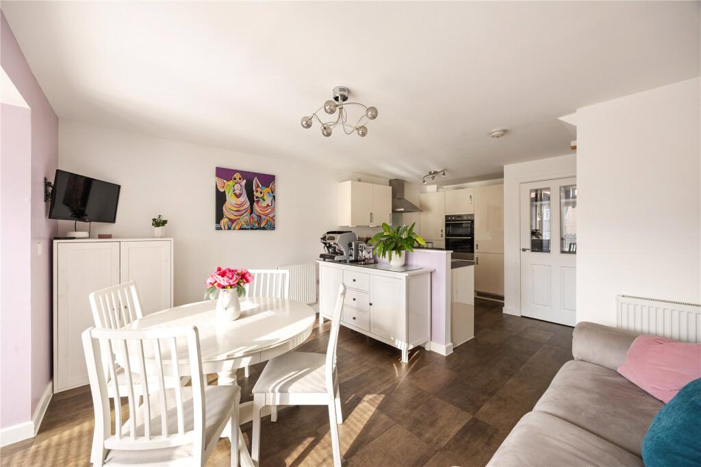 House in Bristol, Ladden Garden Village - More