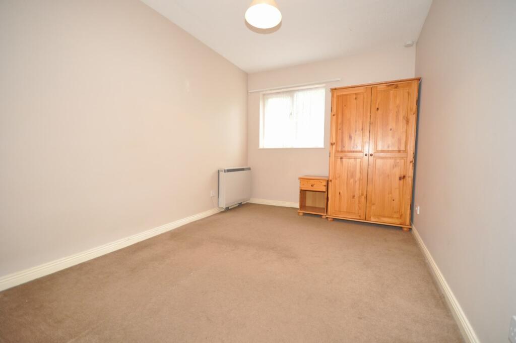 Apartment in Rochester - View 4