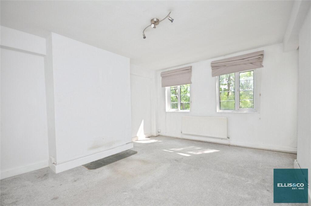 Main image of property: Waverley Grove, Finchley, N3