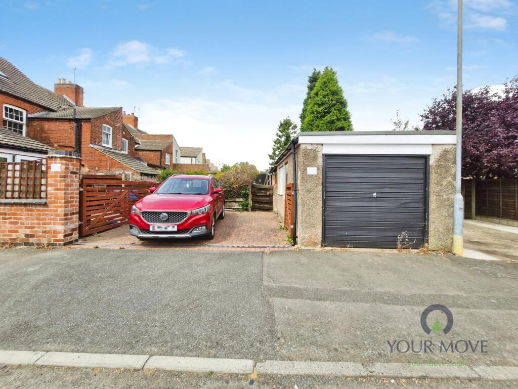 House in Leicester - More