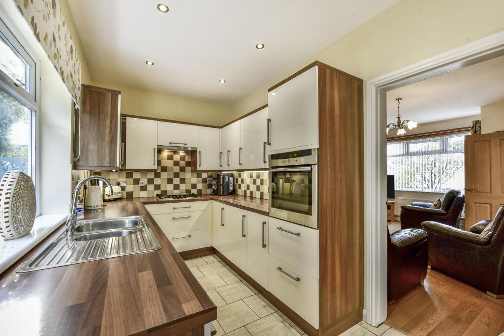 House in Sheffield, South Yorkshire - View 5