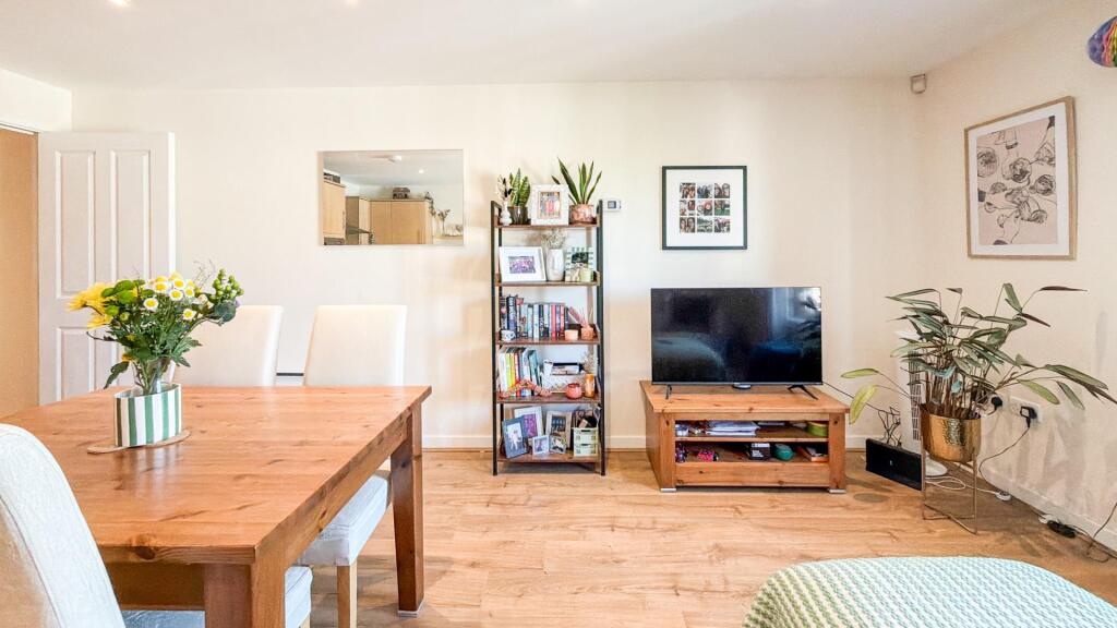 21 West, Skypark Road, BS3 3NA photo 4