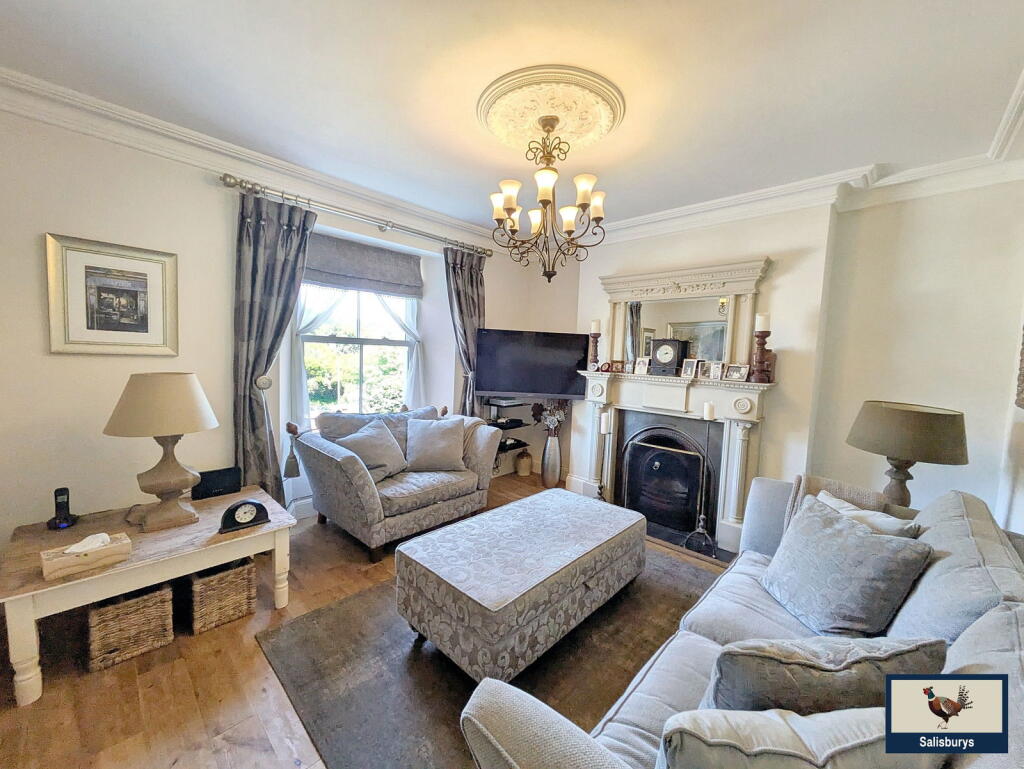 2 Rock Park, Tavistock, PL19 photo 4