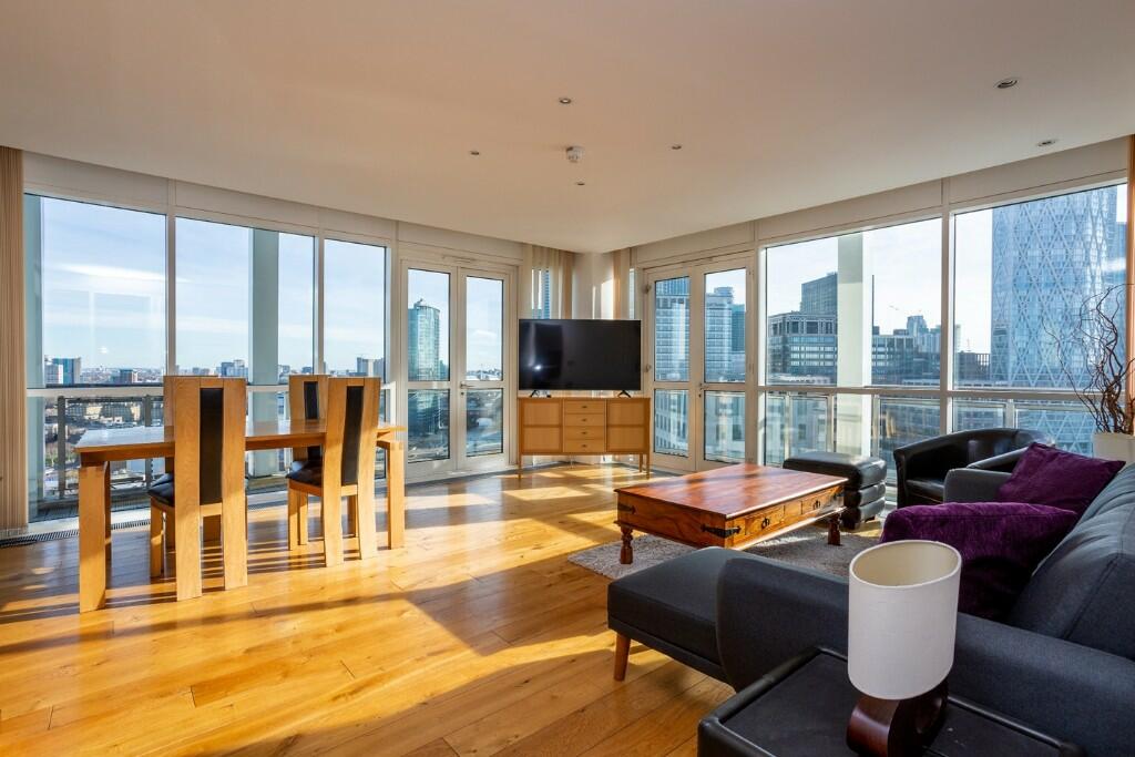 Main image of property: Westferry Circus, London, E14