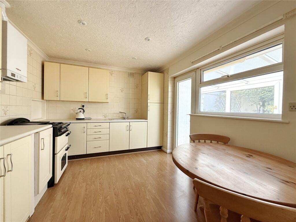 House in Verwood, Ebblake - View 4