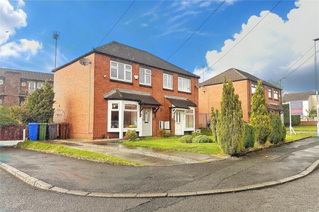 Main image of property: Earnshaw Close, Ashton-under-Lyne, Greater Manchester, OL7