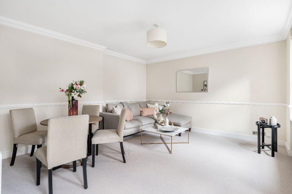 Apartment in London - More
