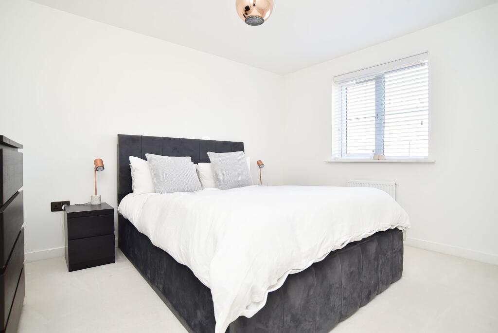 Ribblehead Road, Harrogate, HG3 photo 4