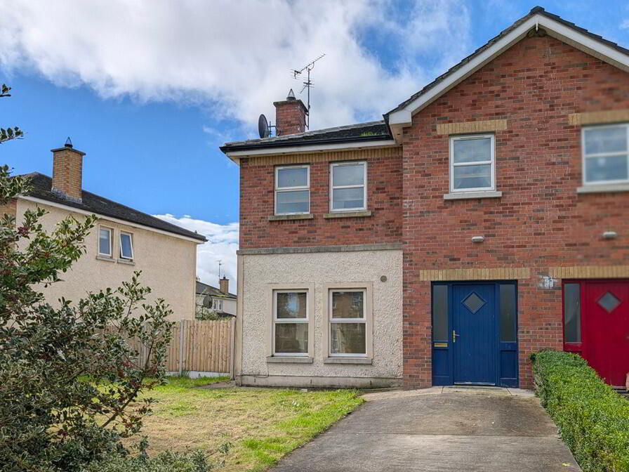 Main image of property: 26 Castleforde, Ballyconnell
