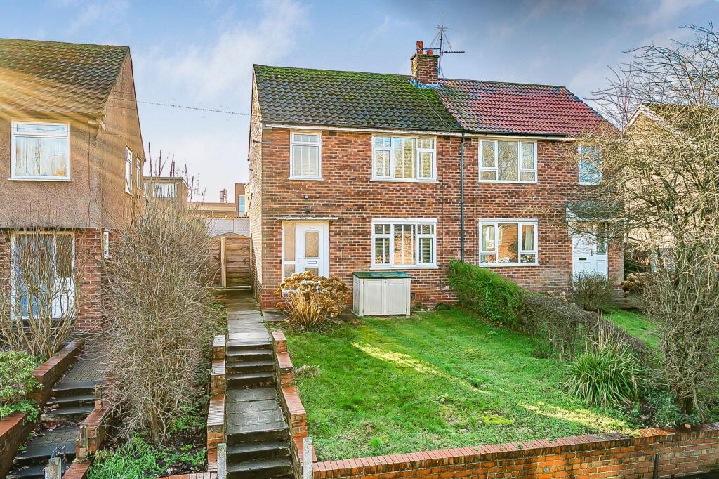 Grange Avenue, Cheadle Hulme, Cheadle, SK8 5NL photo 2
