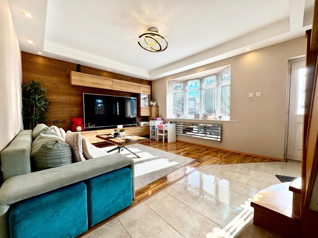 House in Bolton, New Bury - View 4