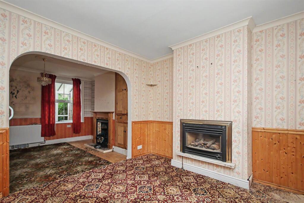 House in Northampton - View 3