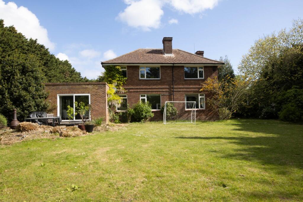 Newlands Lane, Ramsgate, Kent, CT12 - More