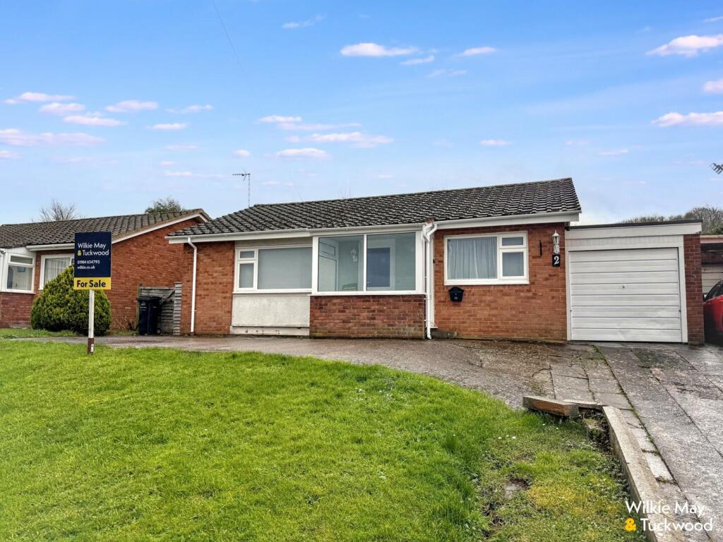 2-bed bungalow on Copse Close, Watchet, £250,000