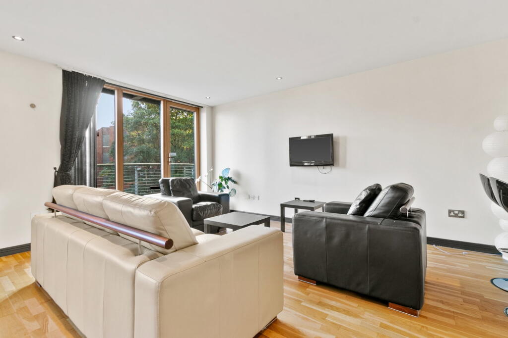 Rose Street, Glasgow, G3 photo 2