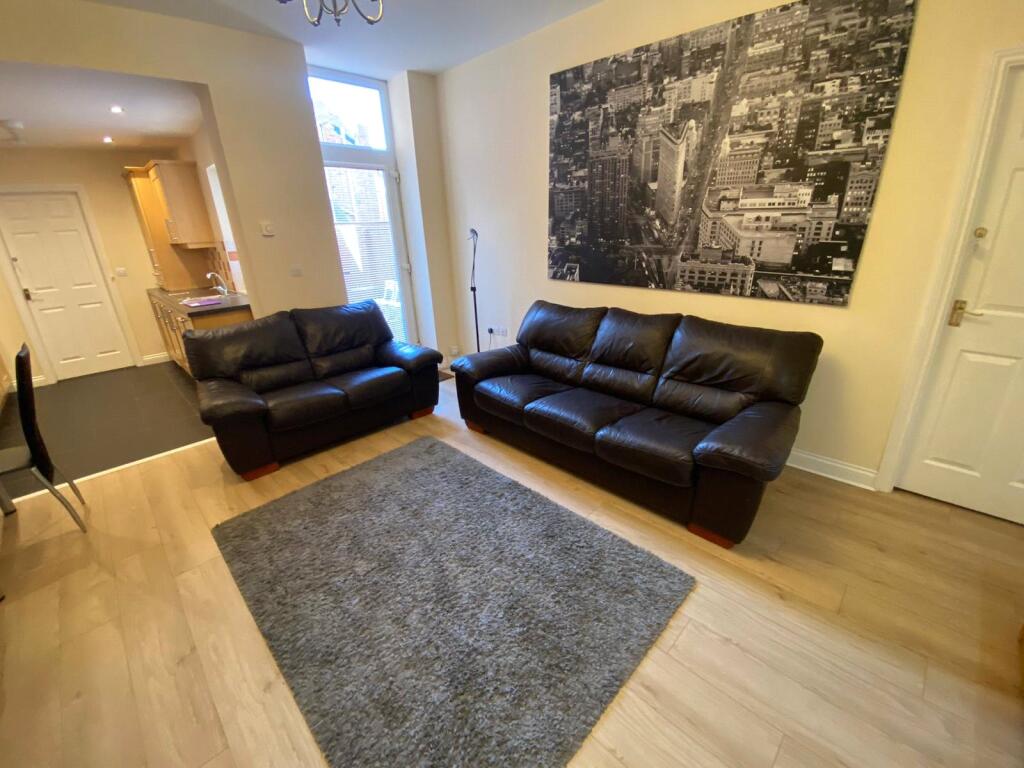 Apartment in Newcastle upon Tyne, Jesmond - View 3