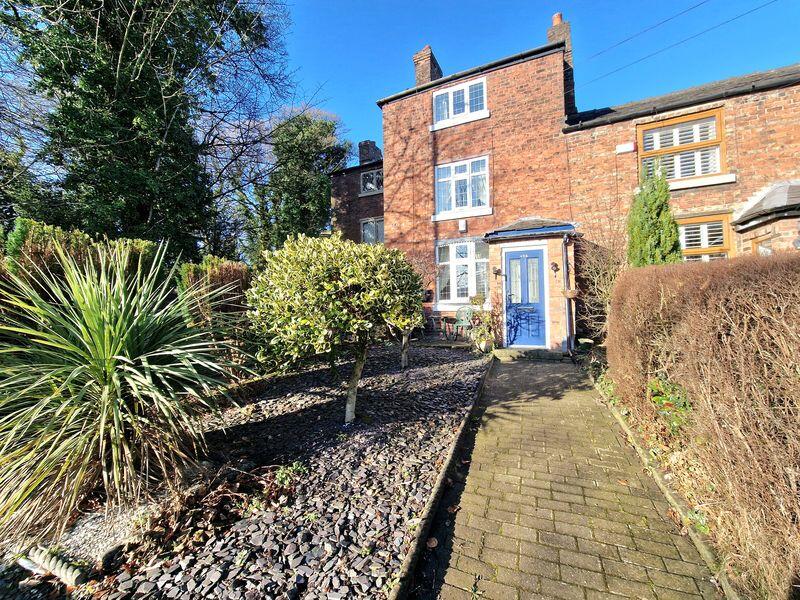 458 Stockport Road photo 3