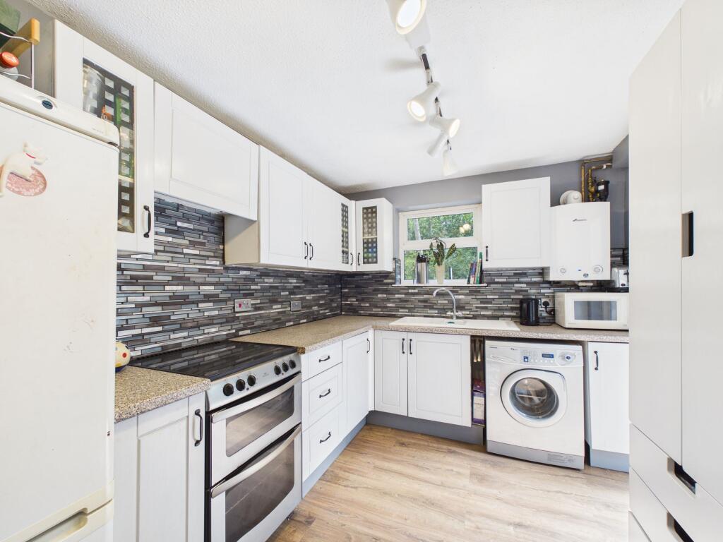 Chilcombe Way, Lower Earley, RG6 - View 3