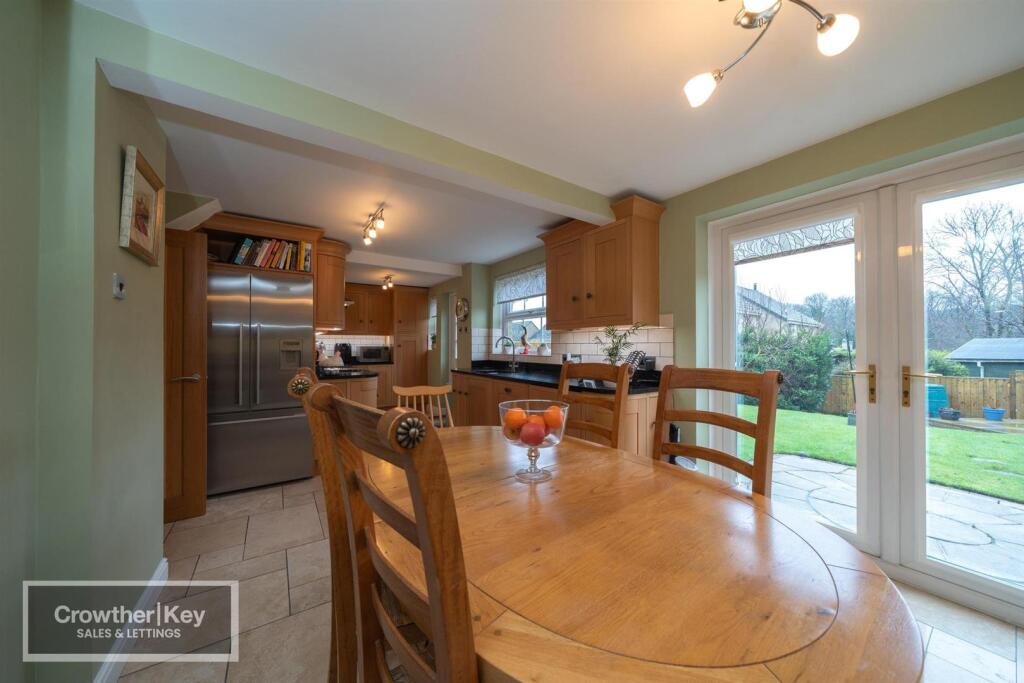 House in High Peak, Buxton - View 2