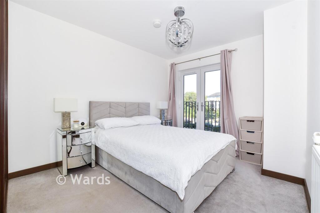 Apartment in Rochester - View 5