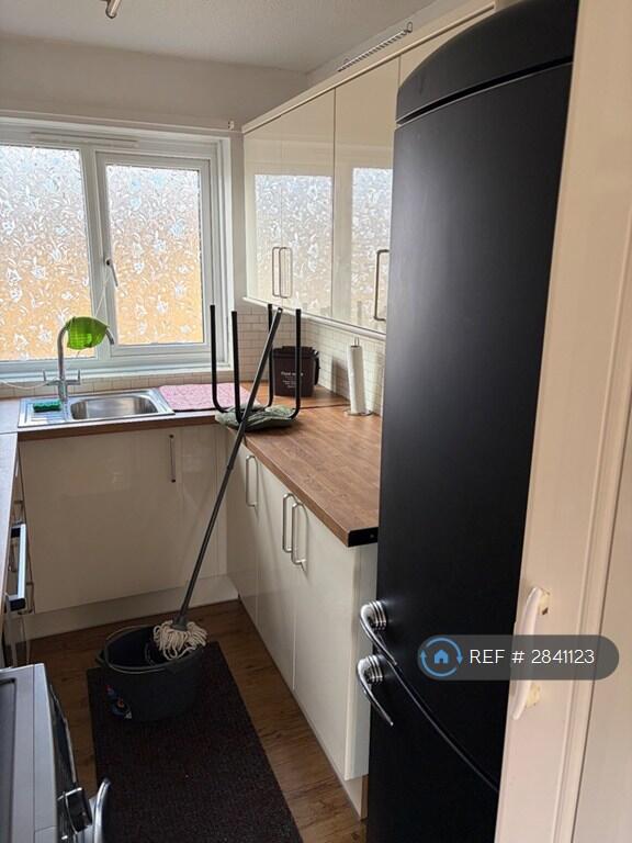 Additional image 8 of Ivel Court, Yeovil, BA21