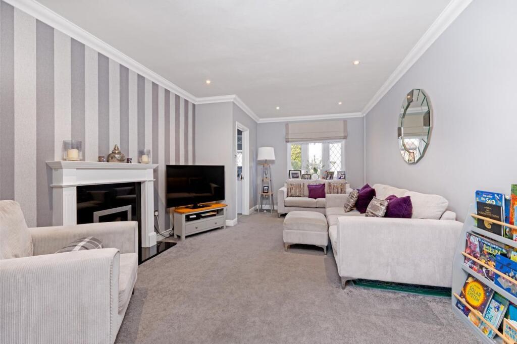 6, Barnard Road, Sawbridgeworth, CM21 photo 3