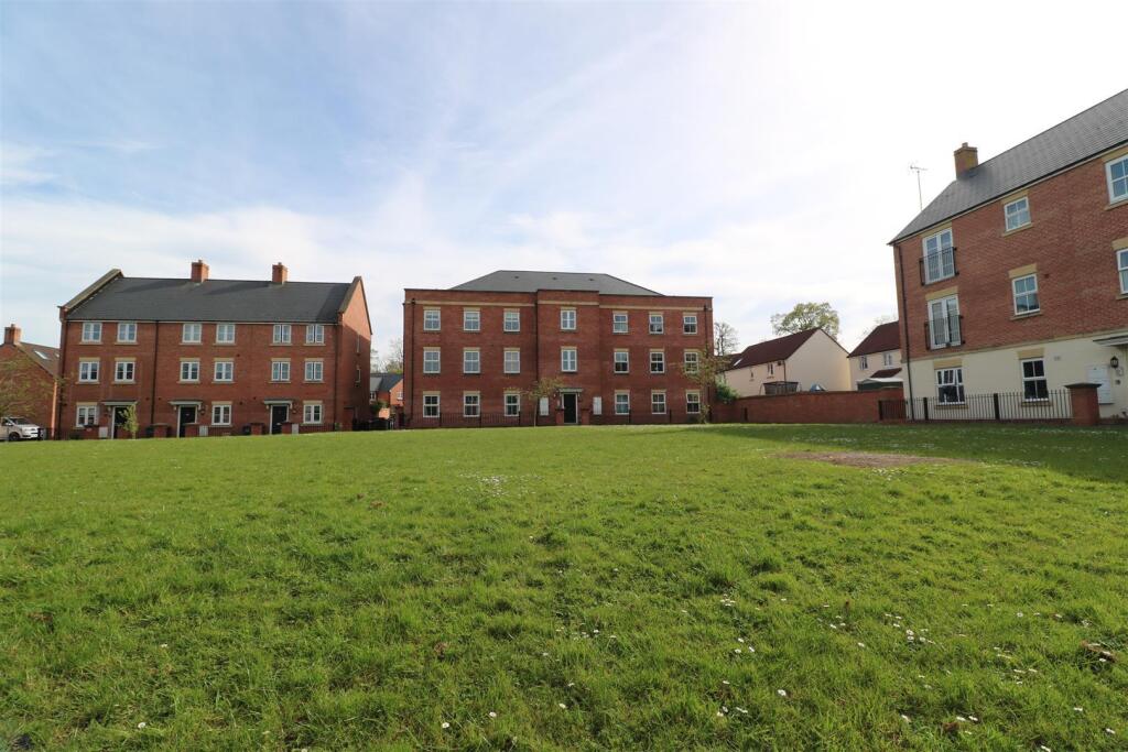 Additional image 9 of Barons Crescent, Trowbridge