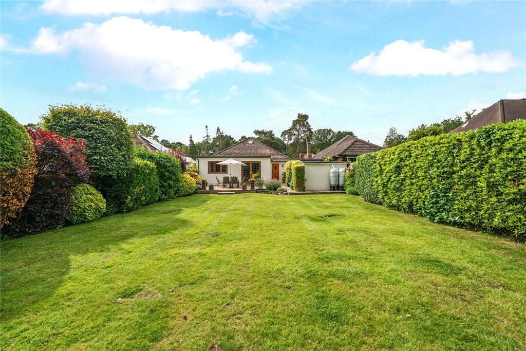 Ambleside Road, Lightwater, Surrey, GU18 photo 2