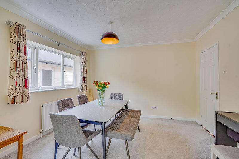 Springles Lane, Fareham photo 5